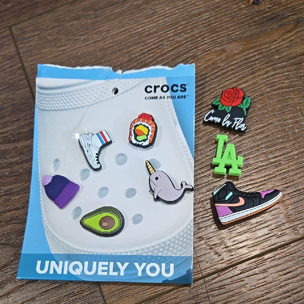 JIBBITZ CROCS SHOE ACCESSORIES.  #6880